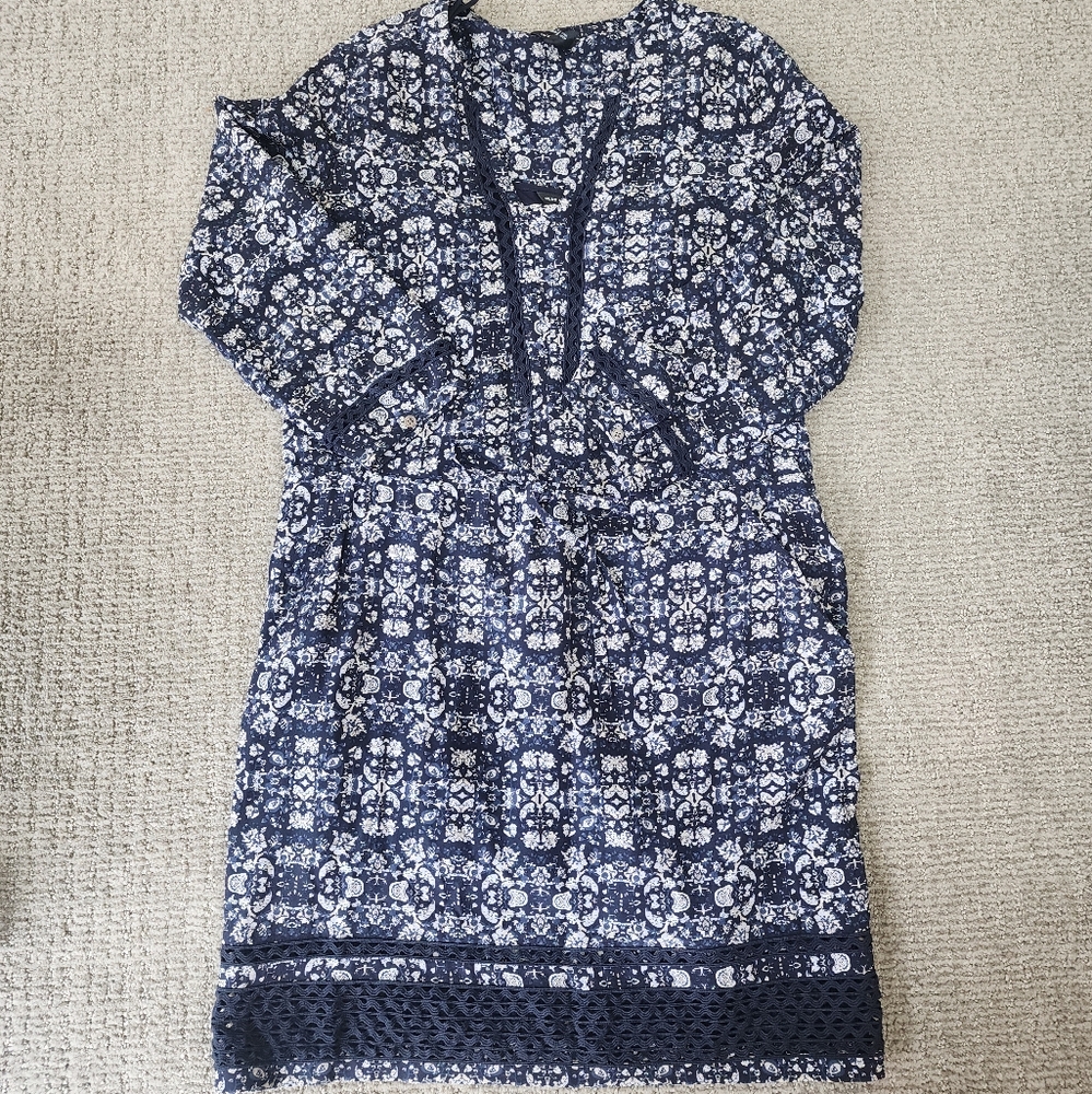 Club Monaco Navy Floral Silk Dress Sz 00